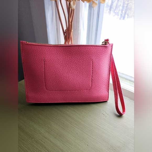 Kate Spade On Purpose Beaded Heart Wristlet Like New - Picture 4 of 5